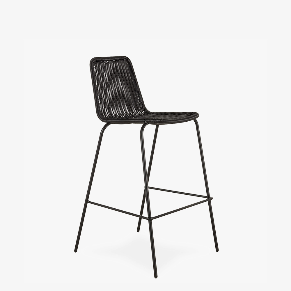 botan-bar-stool-in-black