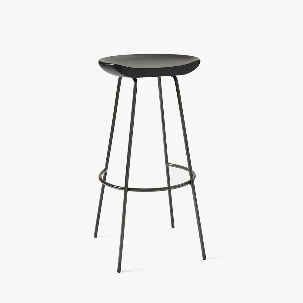 heartwood-bar-stool-in-black