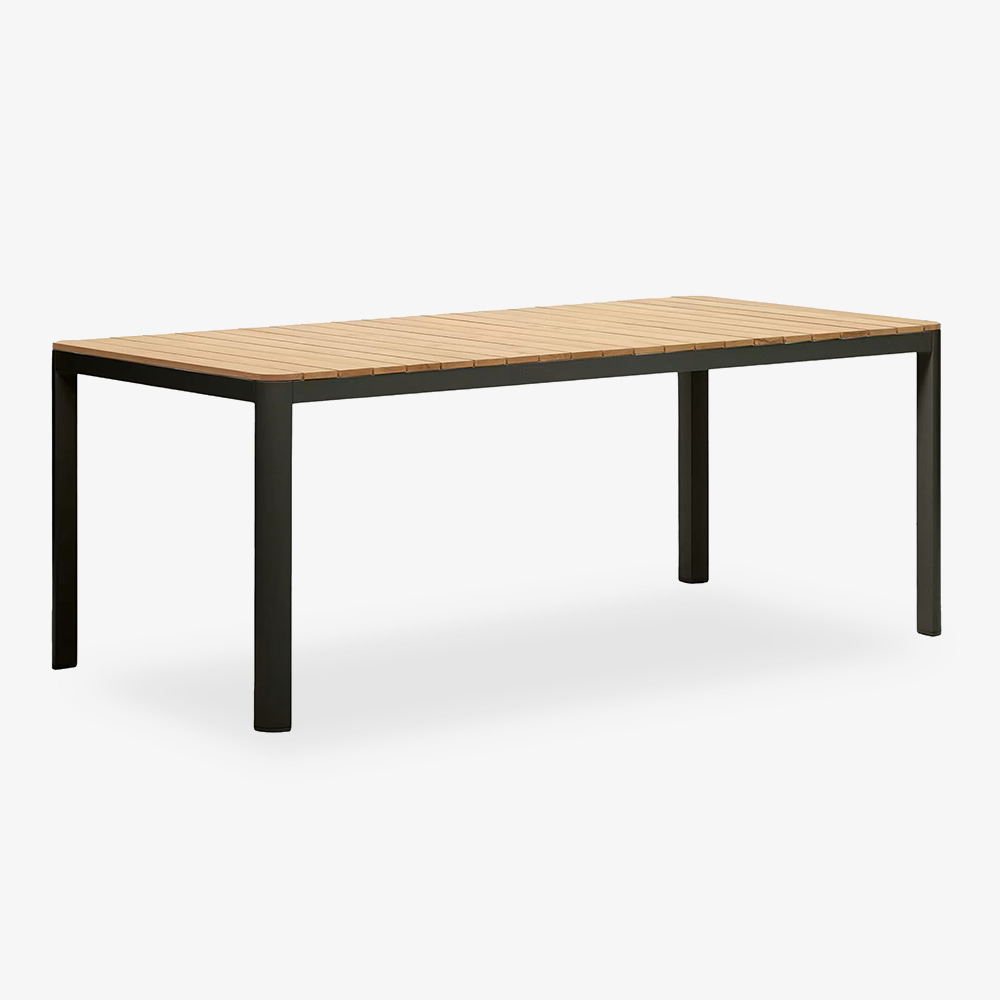 esse-dining-table-black